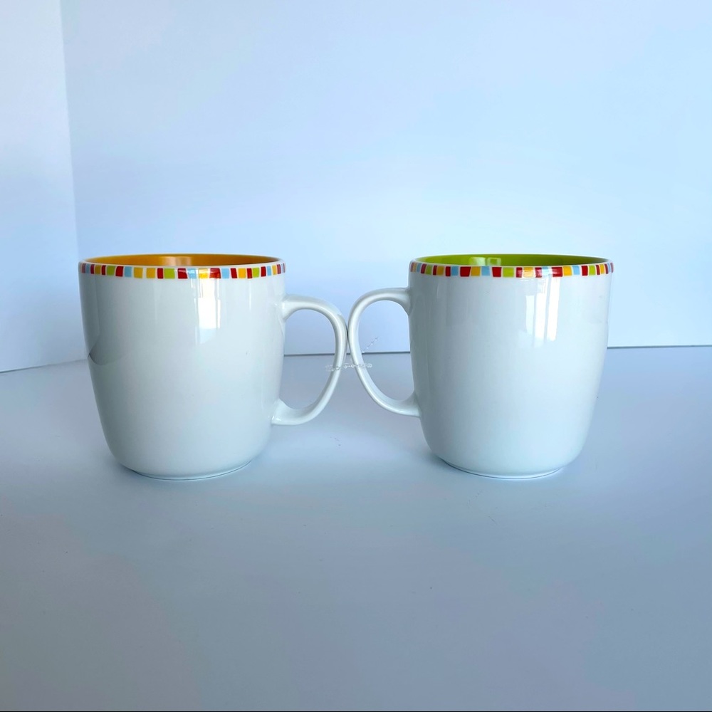 Set of two colorful mugs